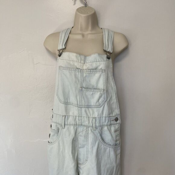 We The Free People Ziggy Denim Bib Overalls Size Small Light Wash Blue Women - Picture 2 of 12